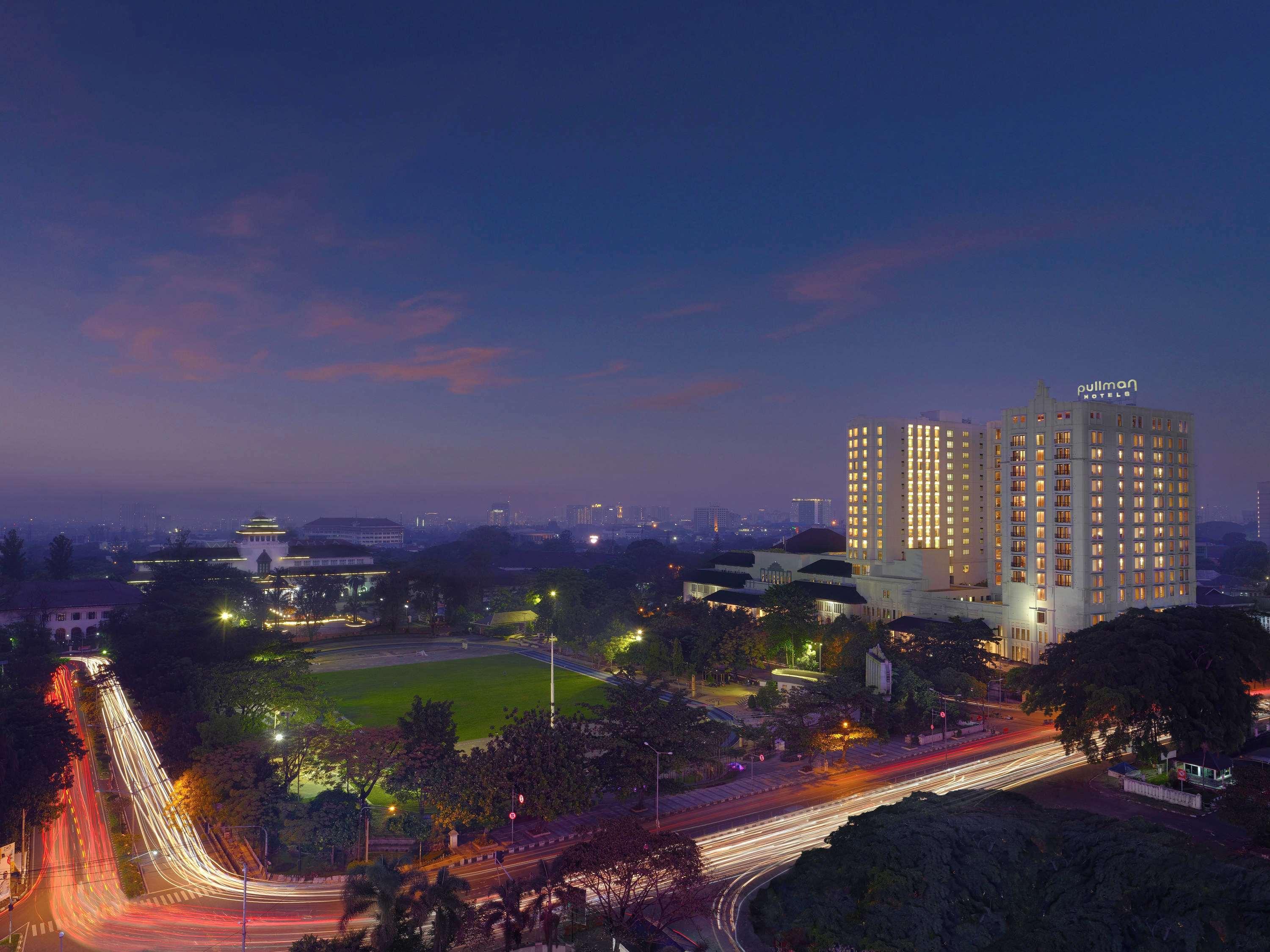 Pullman Bandung Grand Central 외부 사진